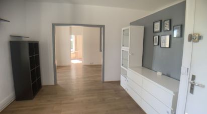 Appartement 3 pièces de 50 m² à Courbevoie (92400)