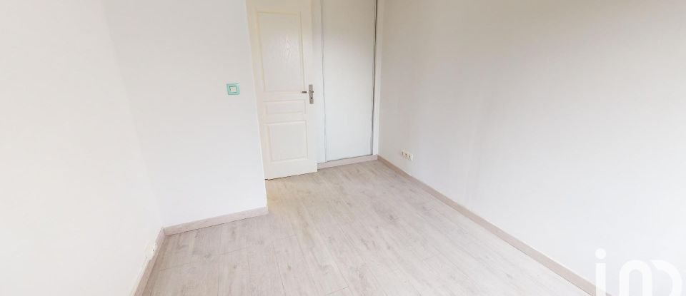 Maison 6 pièces de 124 m² à Nandy (77176)