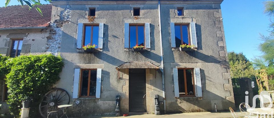 Village house 9 rooms of 210 m² in Folles (87250)