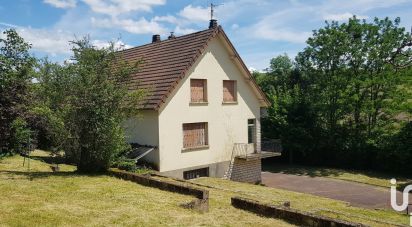 House 8 rooms of 167 m² in Curgy (71400)