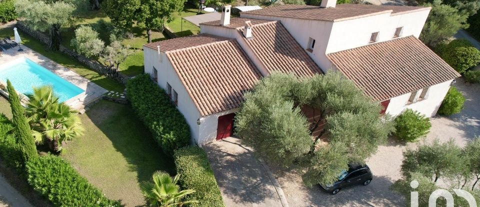 Maison 7 pièces de 177 m² à Le Castellet (83330)