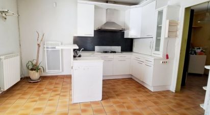 Maison 3 pièces de 170 m² à Caromb (84330)