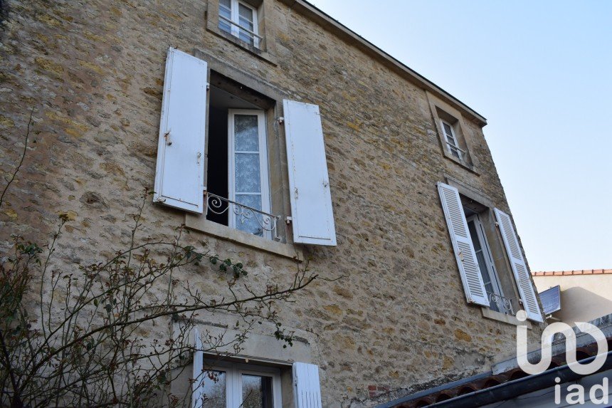 Town house 7 rooms of 164 m² in Chantonnay (85110)