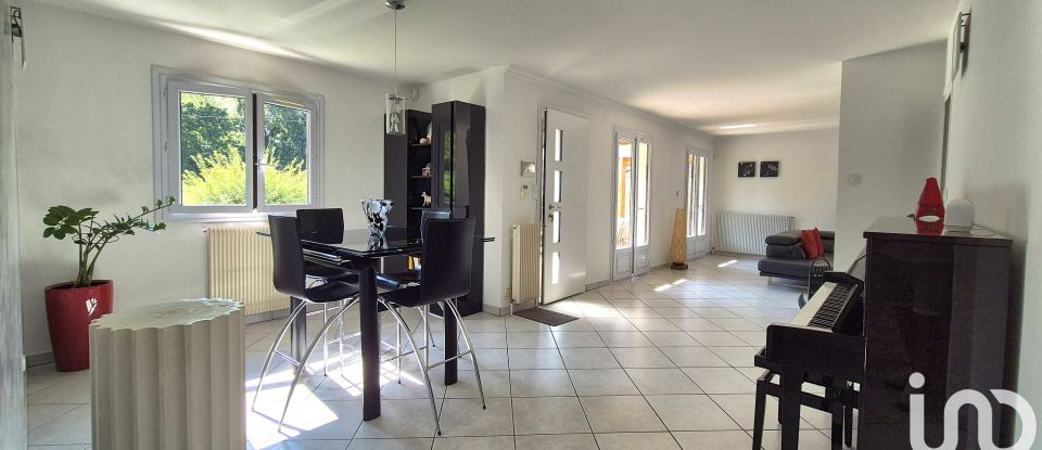 House 4 rooms of 95 m² in Vif (38450)