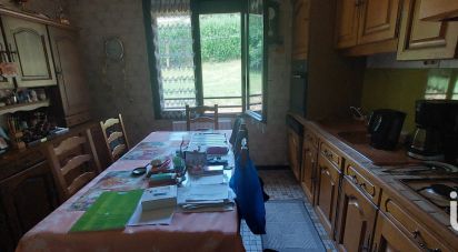 House 5 rooms of 99 m² in Chambon-sur-Voueize (23170)