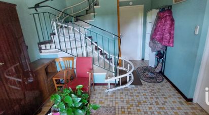 House 5 rooms of 99 m² in Chambon-sur-Voueize (23170)