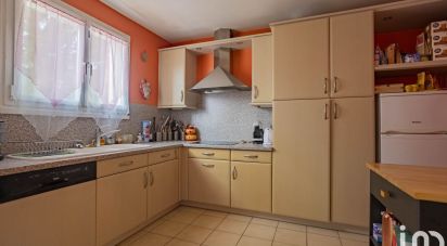 House 5 rooms of 105 m² in Courcouronnes (91080)