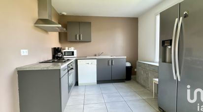 Maison 4 pièces de 89 m² à Camps-sur-l'Isle (33660)