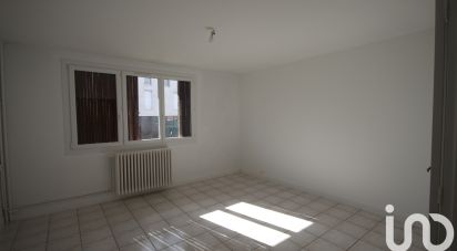 Appartement 2 pièces de 52 m² à Choisy-le-Roi (94600)