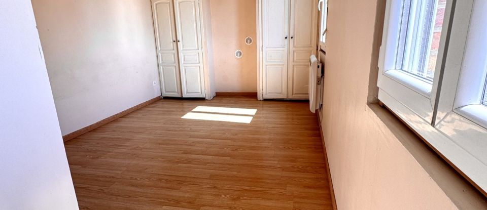 Maison traditionnelle 8 pièces de 148 m² à Sens (89100)