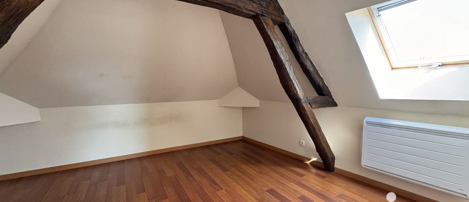 Maison traditionnelle 8 pièces de 148 m² à Sens (89100)