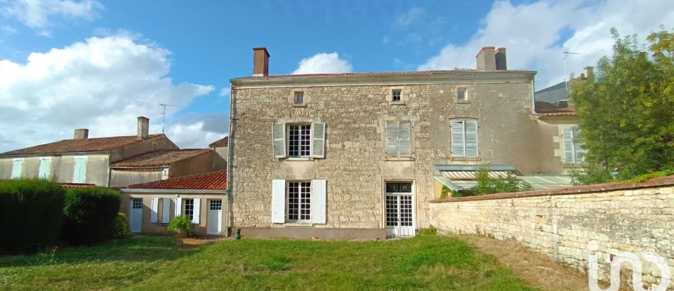 House 12 rooms of 312 m² in Maillezais (85420)