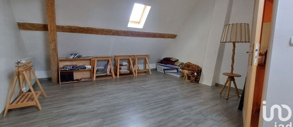 Maison 9 pièces de 180 m² à Bernay-Vilbert (77540)