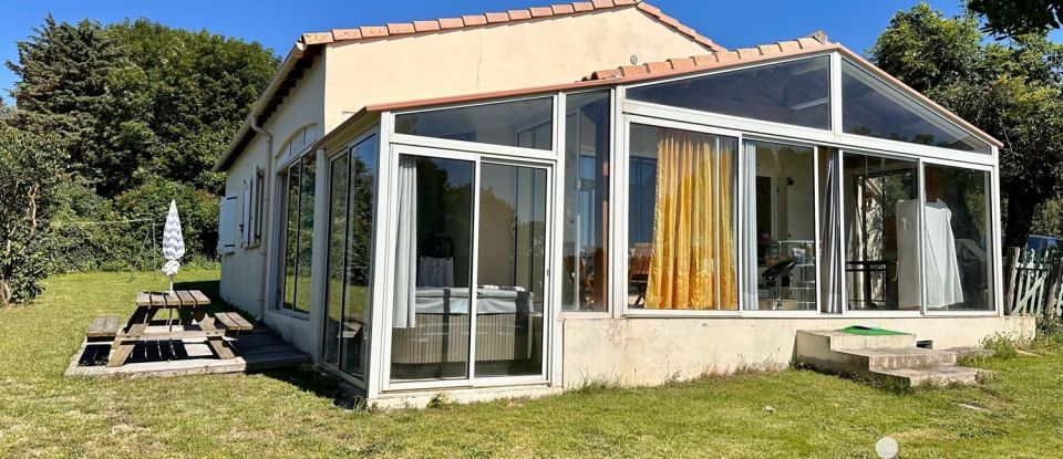 Maison traditionnelle 6 pièces de 124 m² à Saissac (11310)