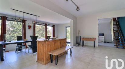 Maison 5 pièces de 200 m² à Trans-en-Provence (83720)