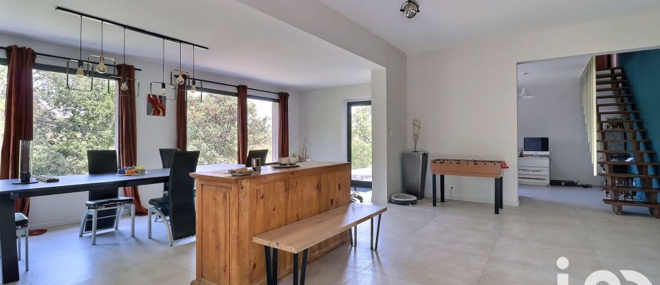 Maison 5 pièces de 200 m² à Trans-en-Provence (83720)