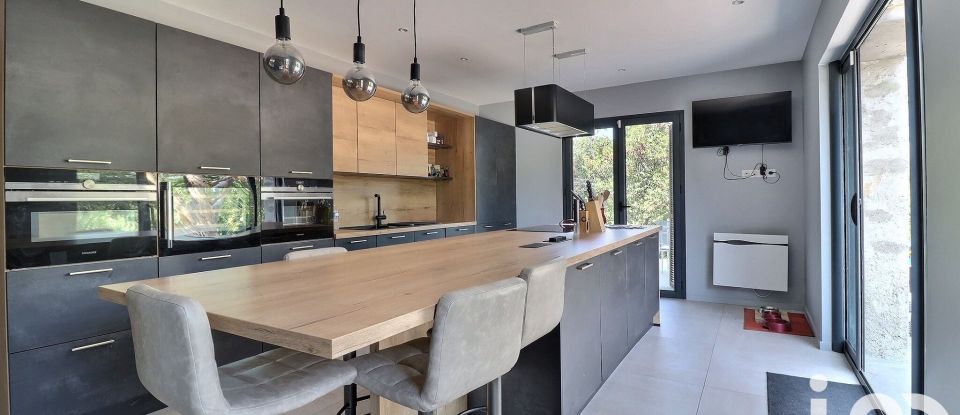 Maison 5 pièces de 200 m² à Trans-en-Provence (83720)