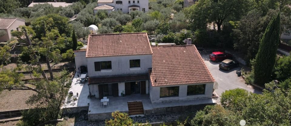 Maison 5 pièces de 200 m² à Trans-en-Provence (83720)