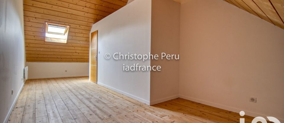 Town house 5 rooms of 133 m² in Vaux-sur-Seine (78740)