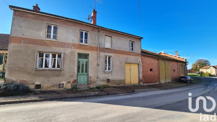 Village house 4 rooms of 108 m² in Étrepy (51340)