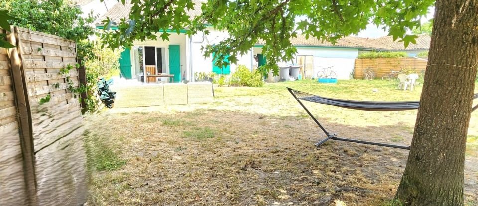 Maison 5 pièces de 123 m² à Saint-Ciers-sur-Gironde (33820)