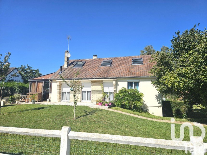 Maison 6 pièces de 118 m² à Huest (27930)