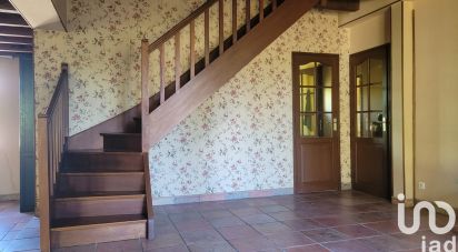 Traditional house 9 rooms of 170 m² in La Groutte (18200)