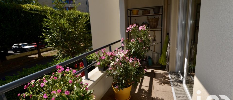 Apartment 4 rooms of 83 m² in Poissy (78300)