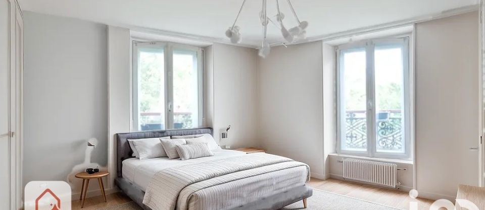 Appartement 4 pièces de 88 m² à Paris (75010)