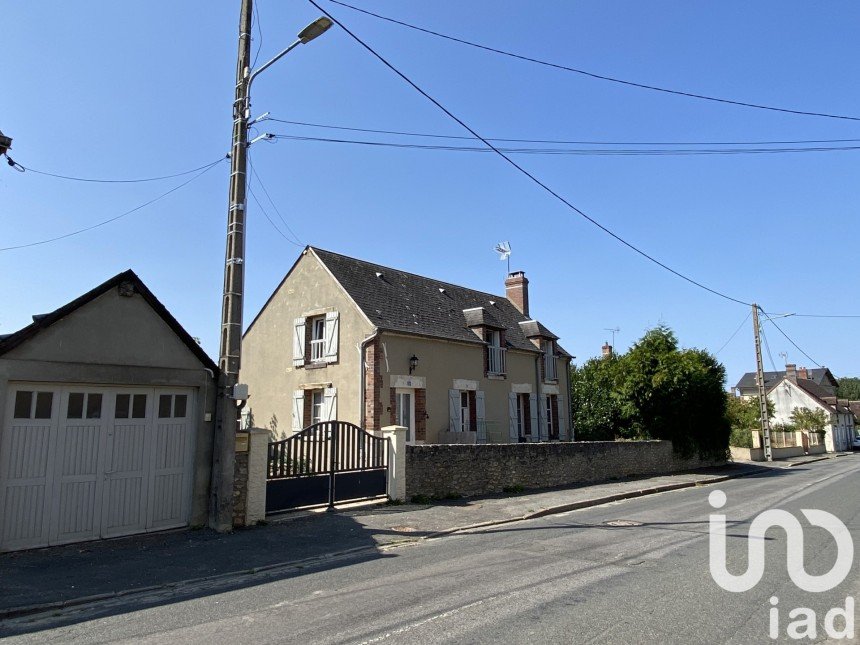 Maison de ville 4 pièces de 105 m² à La Chapelle-sur-Aveyron (45230)