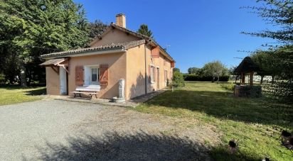 House 5 rooms of 120 m² in Bussière-Galant (87230)