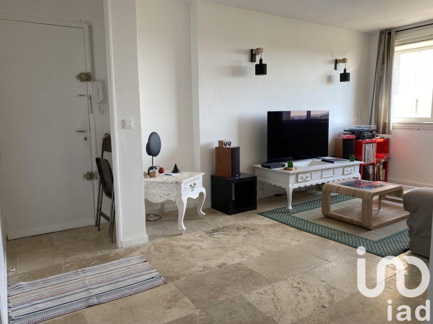 Appartement 3 pièces de 49 m² à Avignon (84000)