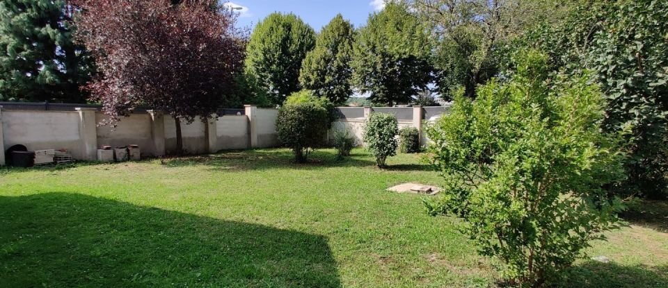 House 5 rooms of 108 m² in Neuilly-sur-Marne (93330)