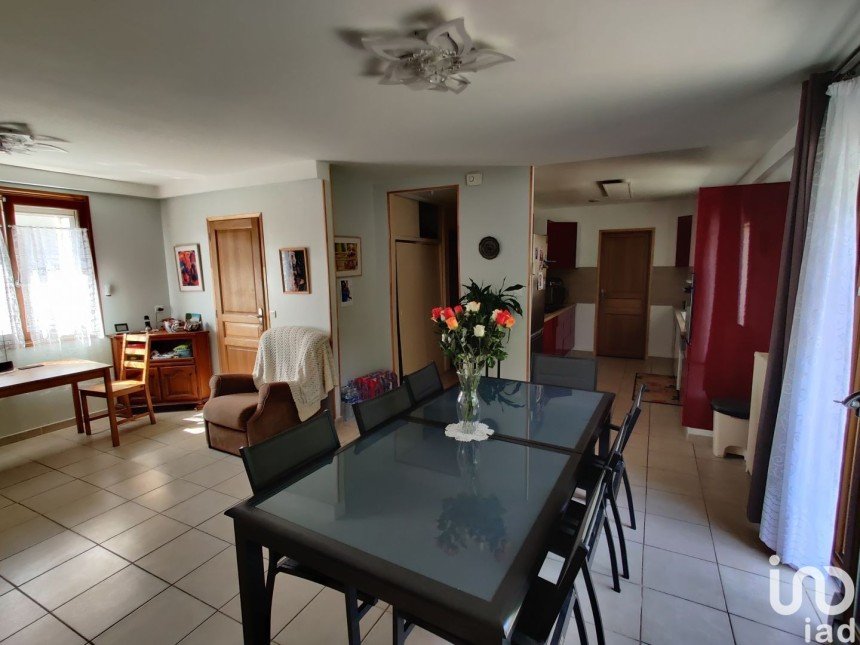 House 5 rooms of 108 m² in Neuilly-sur-Marne (93330)