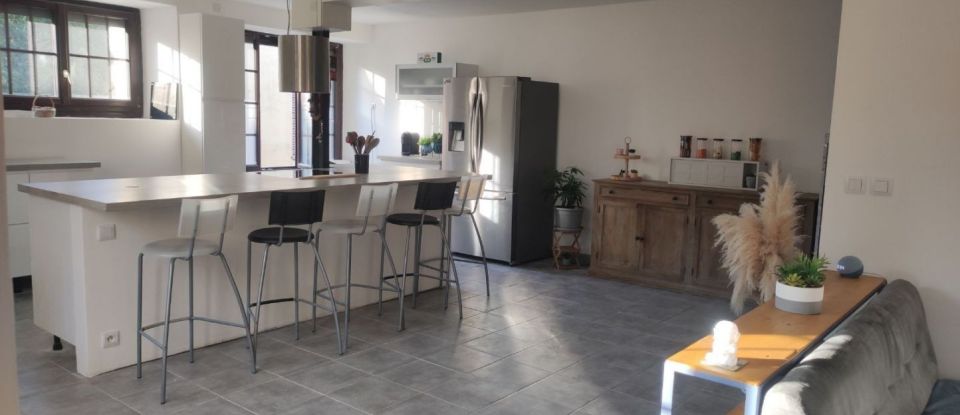 Maison 6 pièces de 140 m² à Armeau (89500)