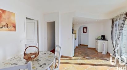 Appartement 3 pièces de 47 m² à LES ISSAMBRES (83380)