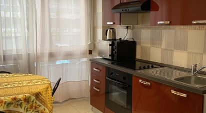 Appartement 3 pièces de 60 m² à Avignon (84000)