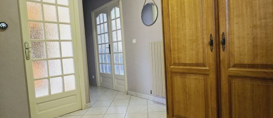 House 6 rooms of 109 m² in Viarmes (95270)