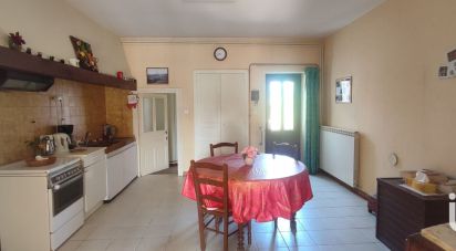 Maison 8 pièces de 170 m² à Saint-Hilaire (03440)