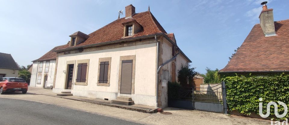 Maison 8 pièces de 170 m² à Saint-Hilaire (03440)