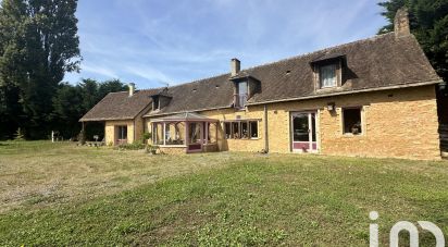 Country house 8 rooms of 207 m² in Sillé-le-Philippe (72460)