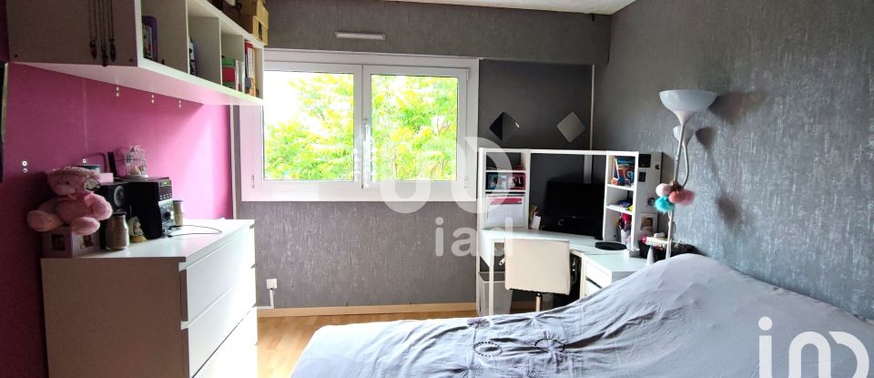 Appartement 4 pièces de 84 m² à Roissy-en-Brie (77680)