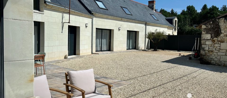 Maison de campagne 6 pièces de 293 m² à Allonnes (49650)