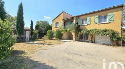 Maison 8 pièces de 215 m² à Laudun-l'Ardoise (30290)