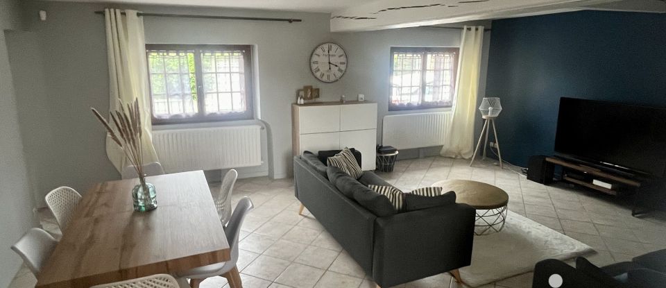 Longere 7 rooms of 161 m² in Saint-Martin-du-Tertre (89100)