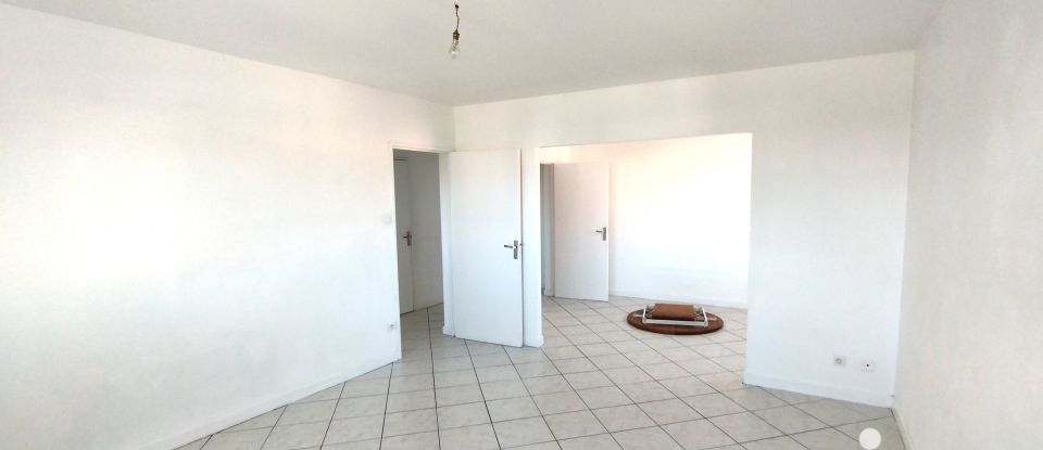 Apartment 3 rooms of 70 m² in Montigny-lès-Metz (57950)