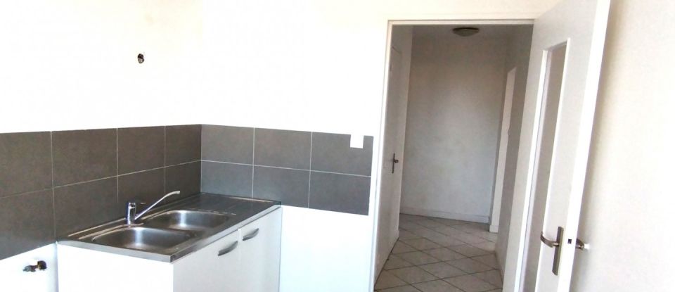 Apartment 3 rooms of 70 m² in Montigny-lès-Metz (57950)