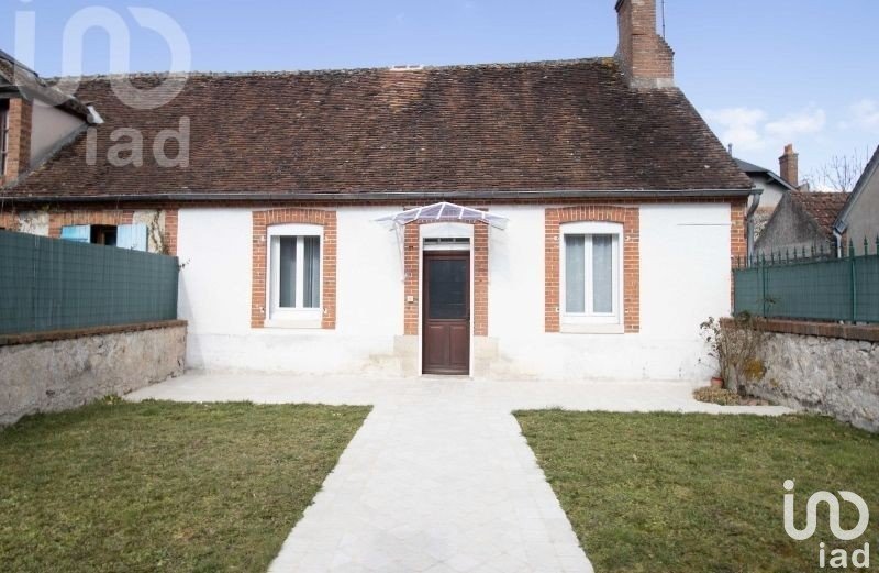 Maison 2 pièces de 65 m² à Lorris (45260)