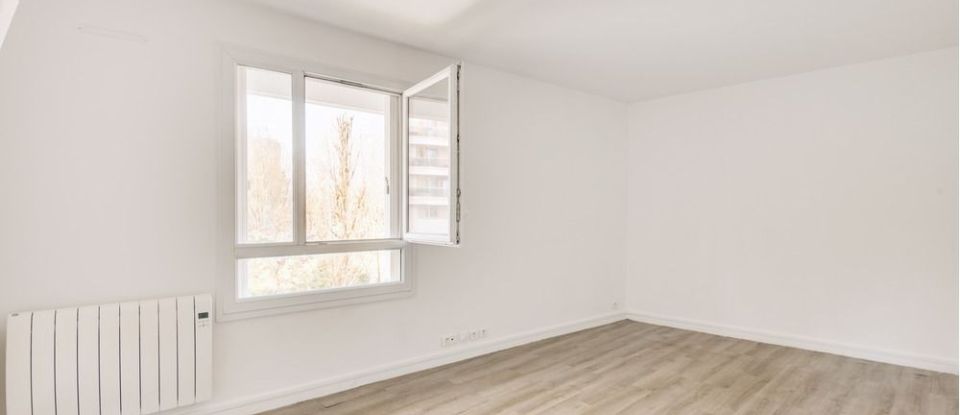 Apartment 4 rooms of 83 m² in Asnières-sur-Seine (92600)