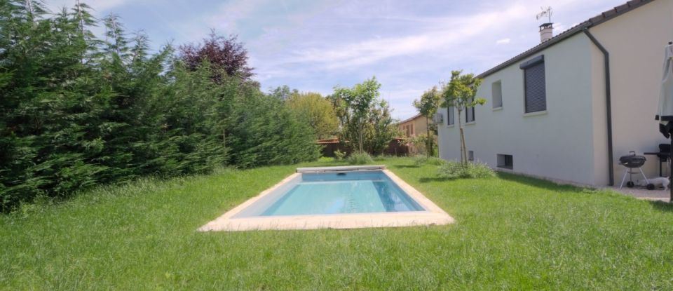 Maison 5 pièces de 140 m² à Reyrieux (01600)